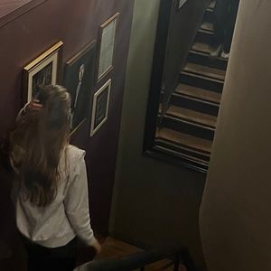 Meet your Posher, Ava